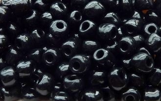 08 Perles de rocaille en verre 4mm 1.89€ les 40g Noir