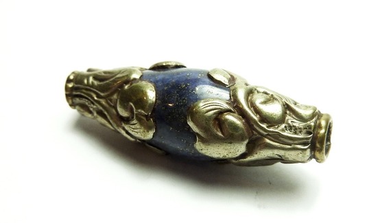Perle ethnique du Nepal lapis lazuli PE562