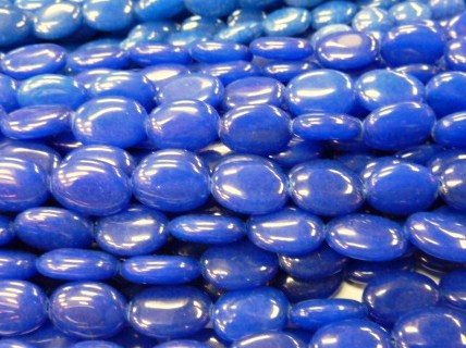 PG44 Fil de perle oval en Jade coloré bleu foncé