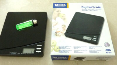 Balance de mesure au g avec tare TANIA KD 810