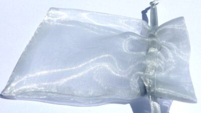 Pochette en organza grises 75X110 mm